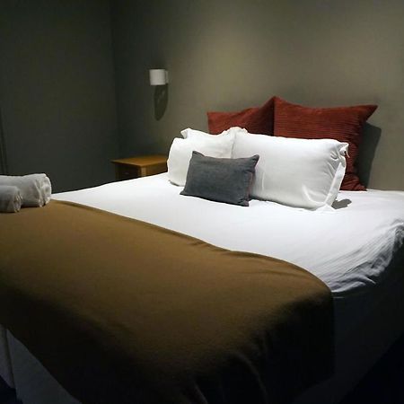 The Penny Farthing Hotel 버크햄스테드 외부 사진
