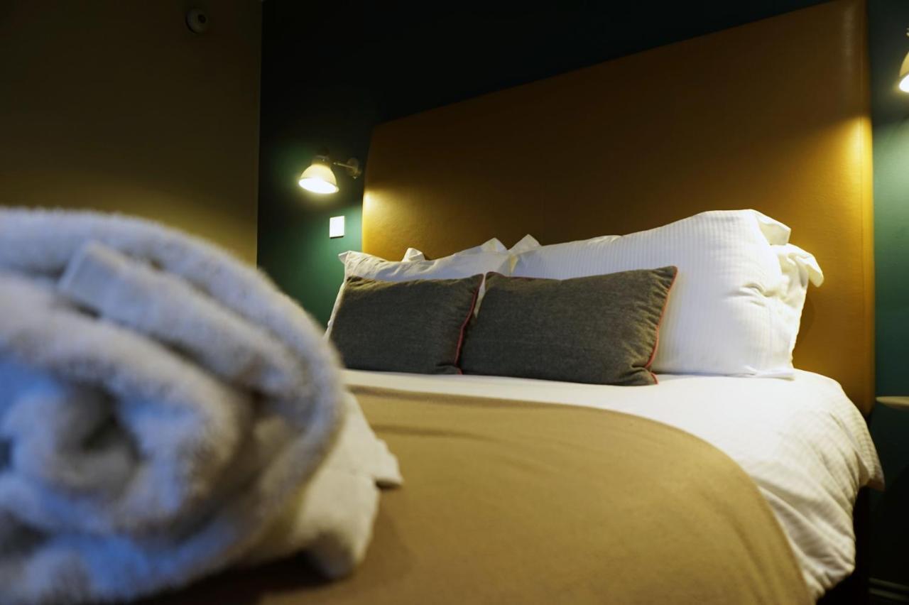 The Penny Farthing Hotel 버크햄스테드 외부 사진