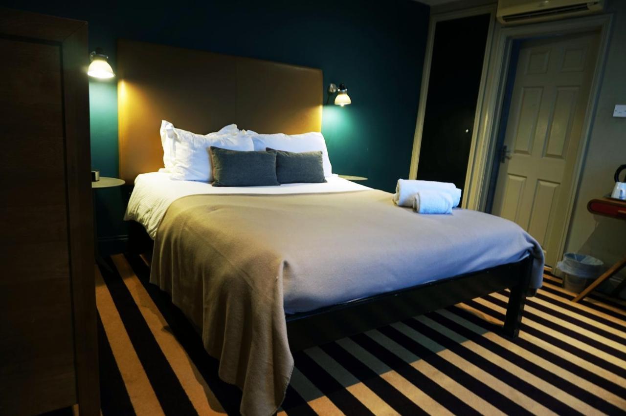 The Penny Farthing Hotel 버크햄스테드 외부 사진