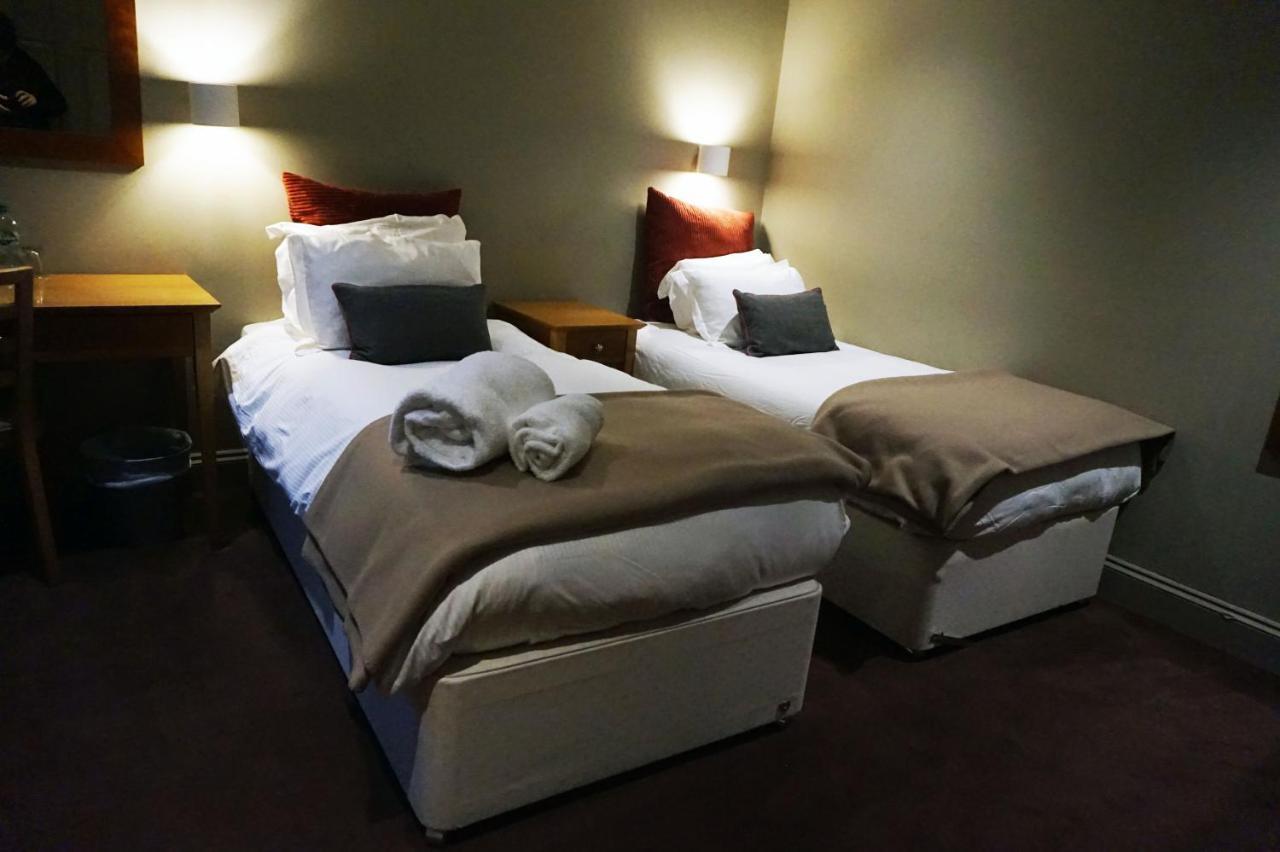 The Penny Farthing Hotel 버크햄스테드 외부 사진